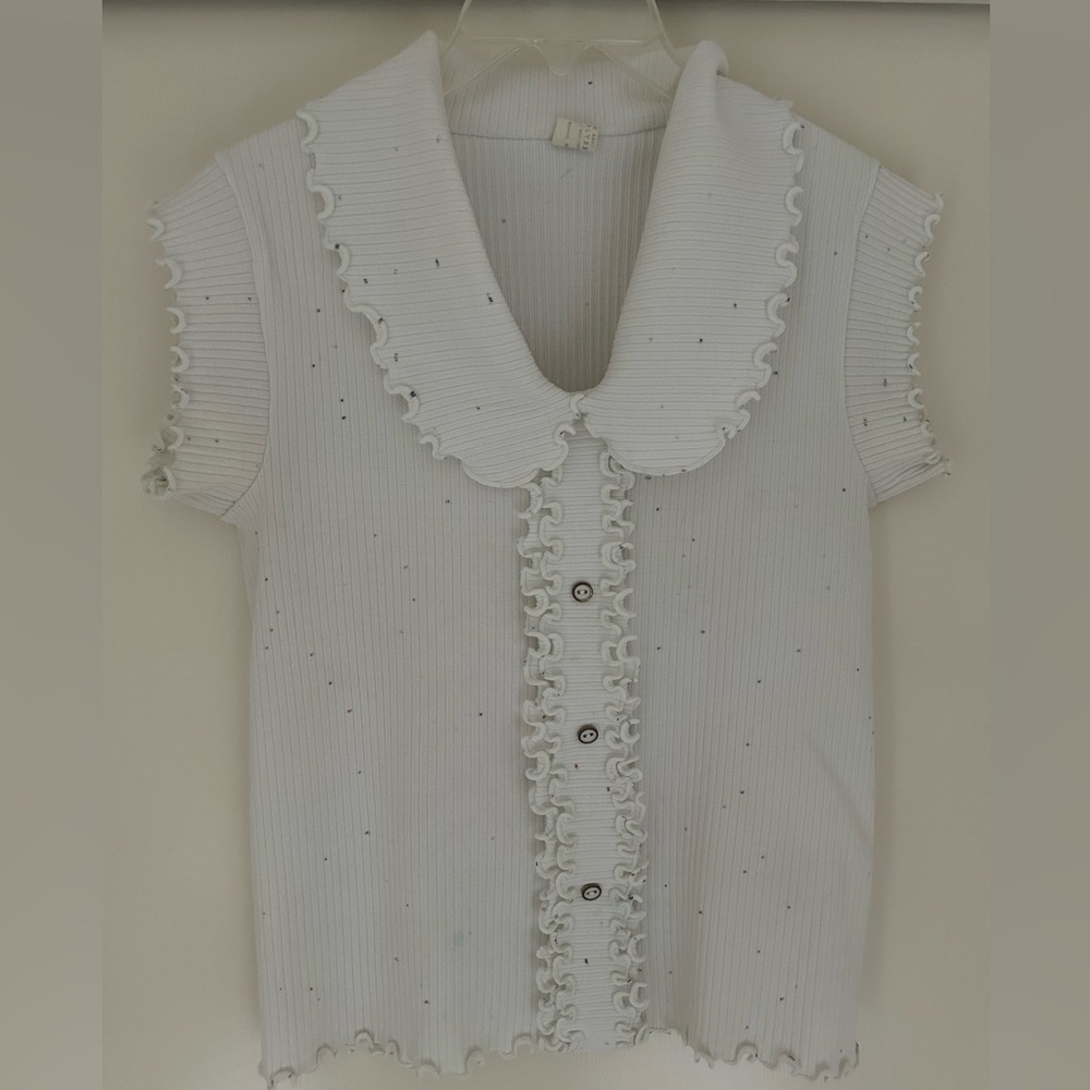 Cute vintage top— size medium